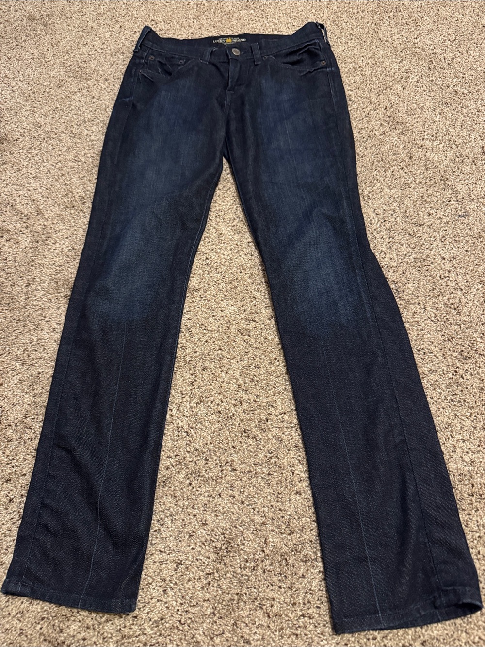 Lucky Brand Women’s Dark Blue Sweet’n Straight Jeans size 2/26
